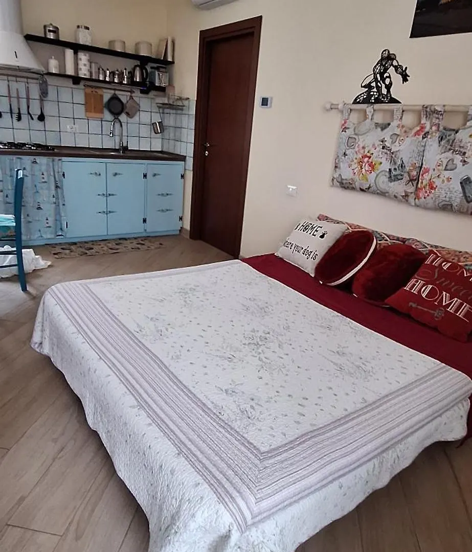 Un Letto Nel Cortile Apartment Bereguardo 0*,